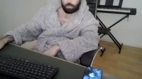 joaodias_18 online show from January 6, 9:52 pm