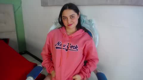 JocelynWhitee online show from March 7, 9:51 am