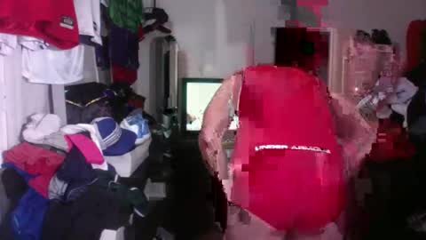 Snapshot of jockdad87 chatting on October 24, 12:50 pm JockDad87 online show from October 24, 12:50 pm
