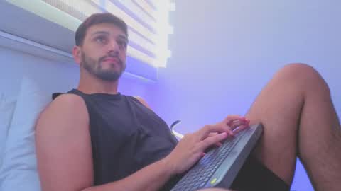 Joel Callvil online show from December 21, 12:00 pm