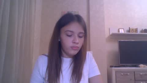 Jennifer online show from October 9, 8:36 pm