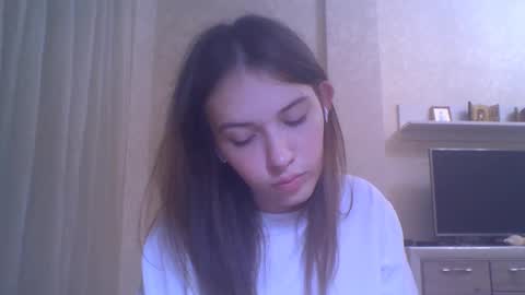 Jennifer online show from October 8, 8:26 pm