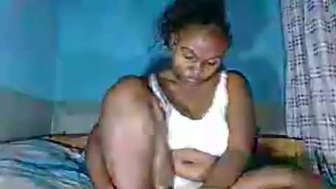 joenah012 online show from August 2, 7:54 am