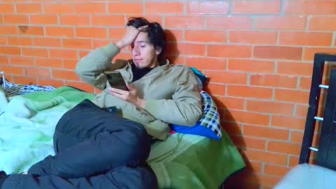 johan70nsexy online show from July 2, 3:23 am