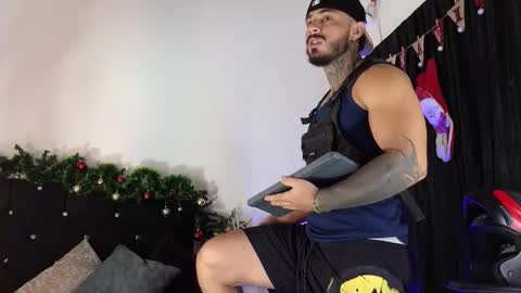 John  online show from November 27, 11:18 am