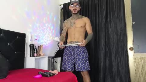 John  online show from March 6, 11:03 am