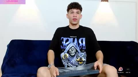 john_ssnow29 online show from September 14, 11:22 am