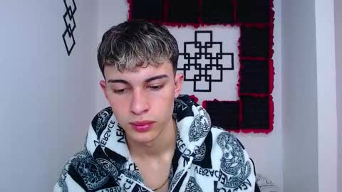 John Vichenso online show from January 8, 10:04 pm