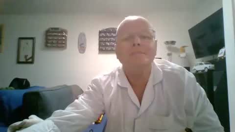 Snapshot of johndesnudado chatting on September 25, 10:28 pm johndesnudado online show from September 25, 10:28 pm