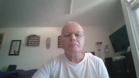 Snapshot of johndesnudado chatting on September 28, 10:57 am johndesnudado online show from September 28, 10:57 am