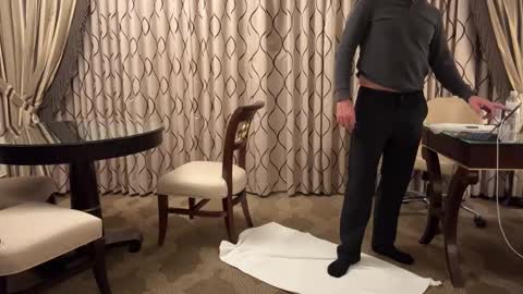 J online show from February 15, 4:03 am