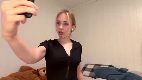Oly online show from June 18, 8:31 am