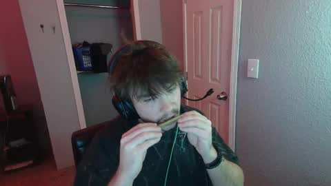 John Lights online show from December 5, 6:12 am