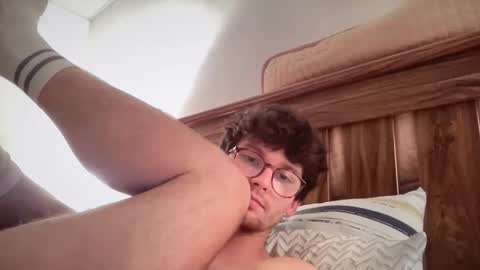 Snapshot of johnny__wood chatting on October 26, 7:42 am Johnny online show from October 26, 7:42 am