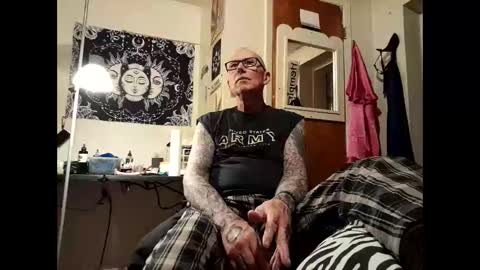 Master online show from February 20, 10:12 pm