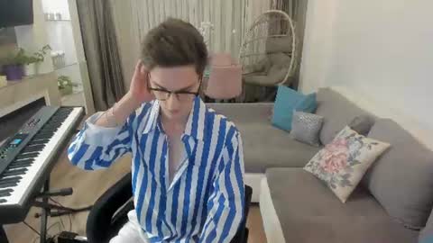 Johnny k. online show from July 17, 8:00 pm
