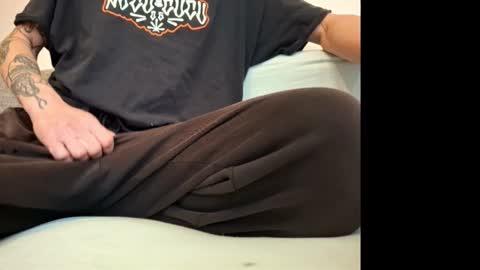 johnny online show from October 15, 10:27 am