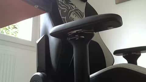 Johnnyscum80 online show from January 23, 10:43 am