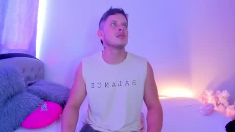 johnycooper08 online show from July 28, 2:24 pm