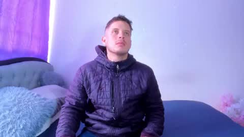 johnycooper08 online show from July 25, 12:36 pm