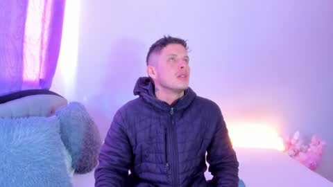 johnycooper08 online show from July 26, 1:09 pm