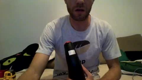 jojo19844 online show from October 21, 7:28 pm