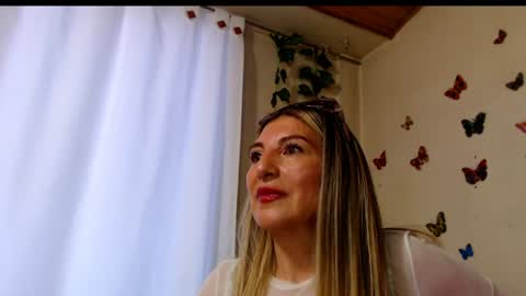 Jolie Mature online show from July 17, 11:06 pm
