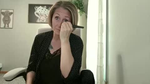 Jolie online show from October 3, 12:35 pm