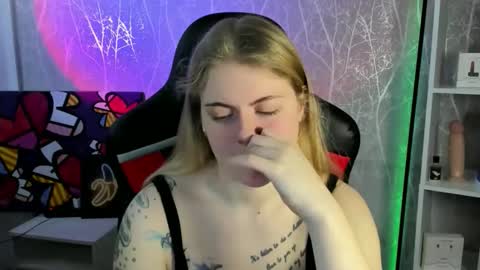 Jolly online show from March 31, 3:18 am