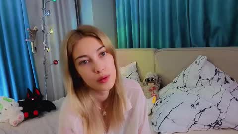 Viola online show from November 7, 11:34 am