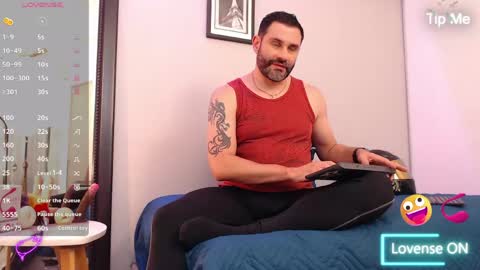  JONAS BEARD  online show from April 14, 3:48 pm