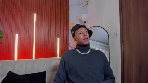 jonathan_guzman_ online show from March 9, 2:27 am