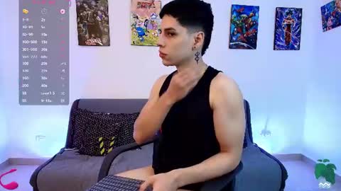 Instagram jonathanfit14 online show from July 4, 9:29 pm