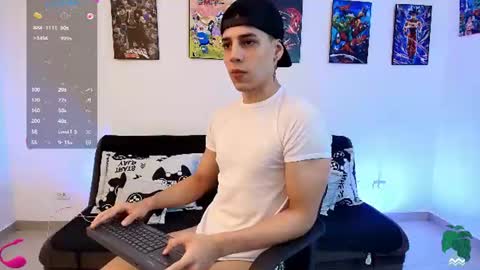 Instagram jonathanfit14 online show from July 6, 11:06 pm