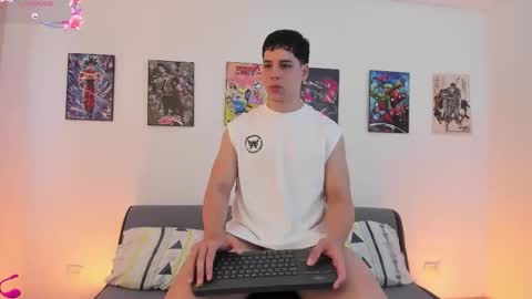 Instagram jonathanfit14 online show from February 24, 10:02 pm