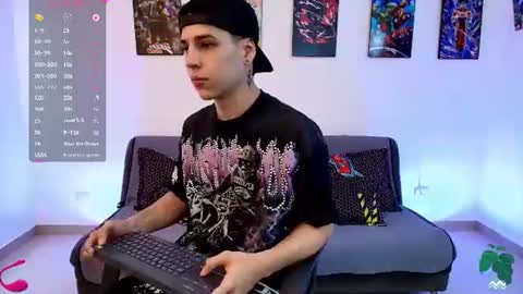 Instagram jonathanfit14 online show from June 29, 8:19 pm