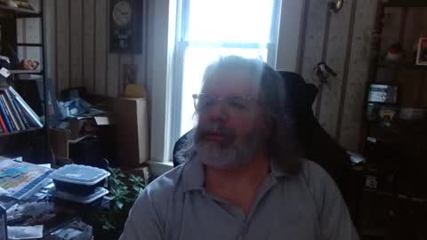 joncpics online show from May 4, 7:09 pm