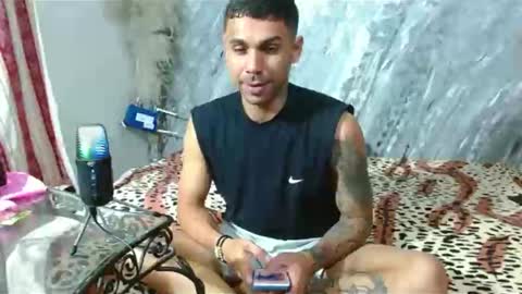 Allan jones online show from October 21, 1:33 am