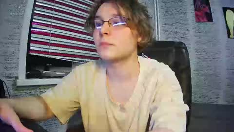 Snapshot of jonnymyloka chatting on March 10, 6:45 pm JONNY online show from March 10, 6:45 pm