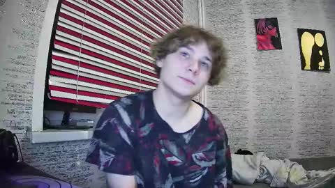 Snapshot of jonnymyloka chatting on December 1, 4:32 pm JONNY online show from December 1, 4:32 pm