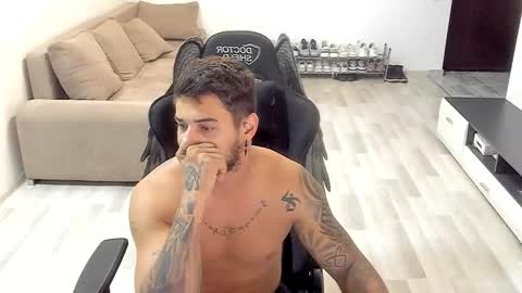 jonnyporn1 online show from September 10, 10:00 pm