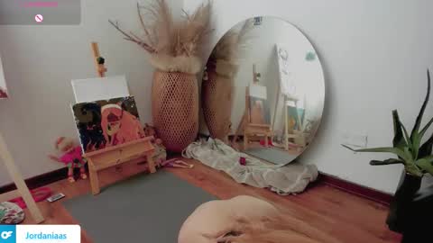 Snapshot of jordaniaa_ chatting on September 16, 5:05 pm Megan  OF Jordaniaas online show from September 16, 5:05 pm