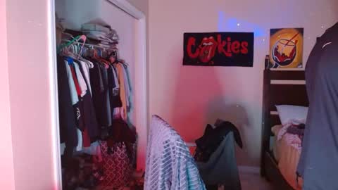 jordanshea233 online show from September 18, 6:12 pm