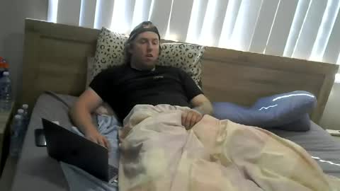 jorddiickzilla online show from July 30, 4:57 am