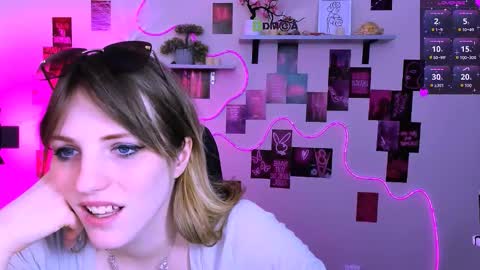 jose_fairy online show from March 4, 9:50 am