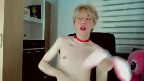 joseon_cute online show from April 28, 12:52 am