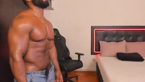 Snapshot of joseph_palacios chatting on October 22, 12:36 am joseph palacios online show from October 22, 12:36 am