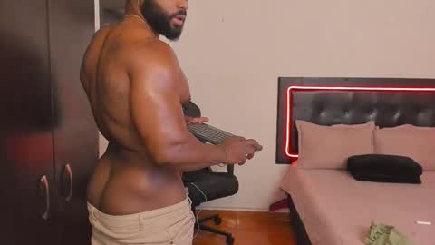 Snapshot of joseph_palacios chatting on September 13, 9:06 pm joseph palacios online show from September 13, 9:06 pm