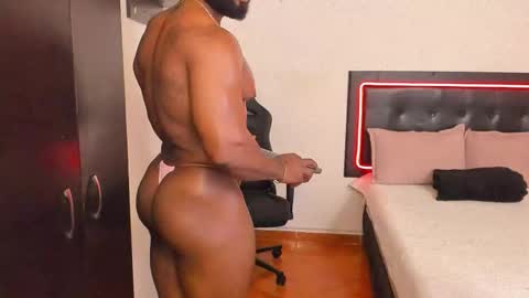 Snapshot of joseph_palacios chatting on October 24, 10:43 pm joseph palacios online show from October 24, 10:43 pm