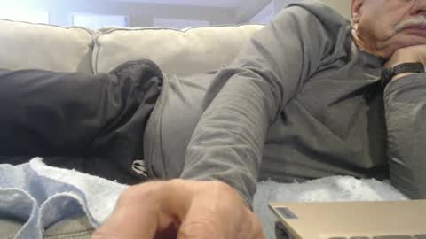 josephgr2021 online show from December 31, 10:23 pm